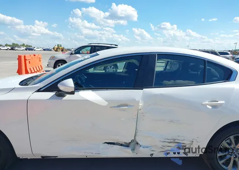 2025 Mazda Mazda3 2.5 S from USA, damaged, VIN 3MZBPAAM8SM476604